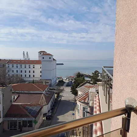 амира 3 アパート バルチク