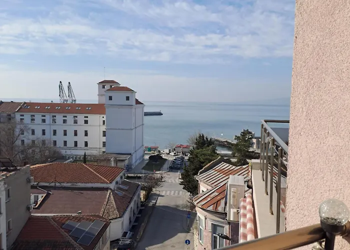 амира 3 Apartament Bałczik