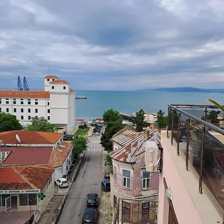 амира 3 * Balcsik