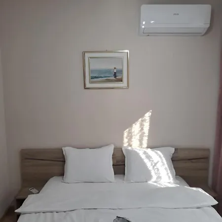 амира 3 Apartman *